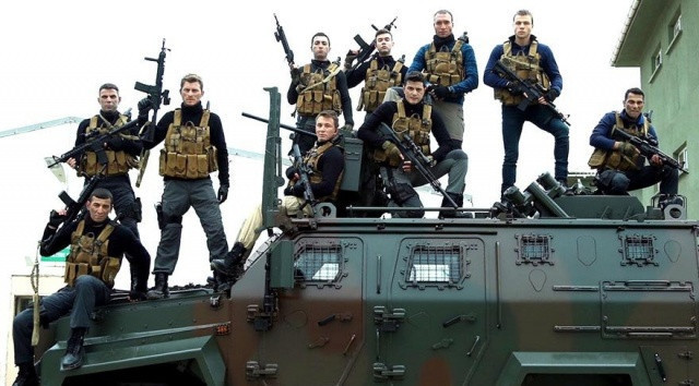 Söz dizisine bomba transfer! Tolga Sarıtaş'ın partneri belli oldu - Resim: 1