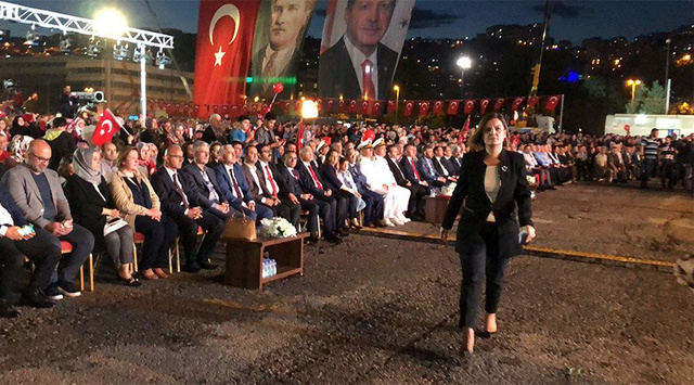 Erdoğan'ın sözleri sonrası Fatma Kaplan Hürriyet ve İYİ Partililer tören alanını terk etti - Resim: 0