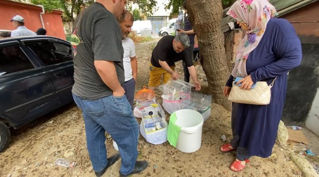 Pendik’te bayram günü korkutan yangın! 5 kişi mahsur kaldı - Resim: 1