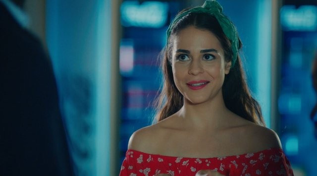 Kalp Atışı Esma Burcu Türünz kimdir eğitimi sizi şaşırtacak - Resim: 1