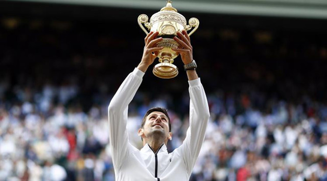 Wimbledon'ın 5 saatlik finalinde Djokovic'ten tarihi zafer - Resim: 0