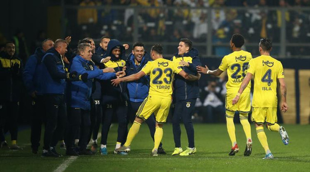 Çaykur Rizespor Fenerbahçe maçı golleri ve geniş özeti - Resim: 1