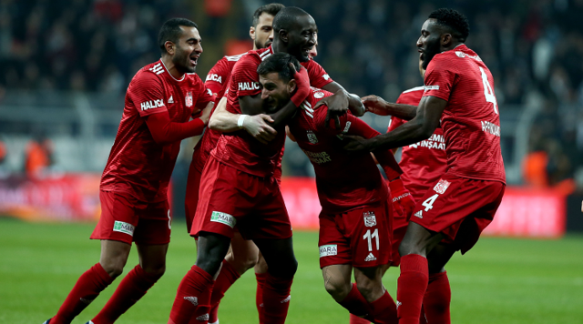 Beşiktaş Sivasspor maçı golleri ve geniş özeti - Resim: 1