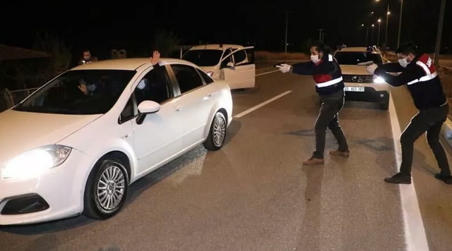 Olayın adresi Denizli! 50 adet kalem suikast silahı ele geçirildi - Resim: 0