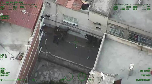 Diyarbakır’da organize suç çetesi çökertildi! Örgütü cezaevinden yönetmişler - Resim: 0