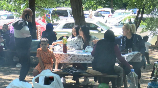 Yasaklar kalktı mangalını kapan Belgrad Ormanı'na koştu - Resim: 1