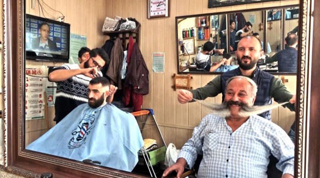 19 yıldır kesmiyor, aylık bakımına 2 bin TL ödüyor! Bayburtlu Pala'nın bıyıklarını gören hayrete düşüyor! - Resim: 3