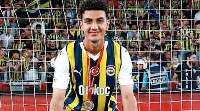 Tedesco Ferencvaros maçında ilk 11 oynatacağı genç ismi açıkladı - Resim: 0