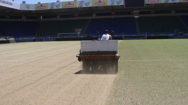 Çaykur Rizespor hibrit çim uygulamasına geçiyor - Resim: 0