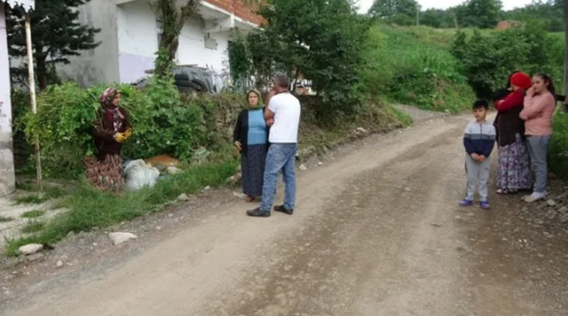 Ordu diken üstünde! Yılanlar istila edince korkudan uyuyamıyorlar - Resim: 0