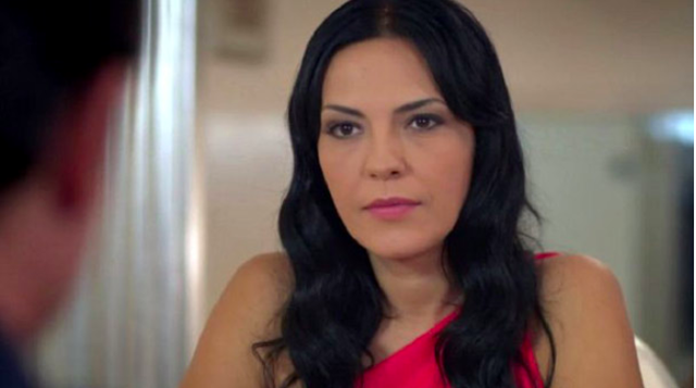 Yeşim Salkım kimdir, aslen nereli evlilikleri ve çocukları kimdir? - Resim: 0