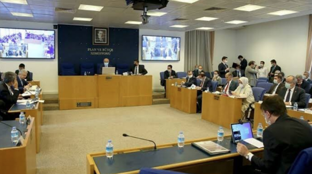 Hükümetin ilave borçlanma yetkisinin iki katına çıkarılması isteniyor! Gerekçe ise pandemi - Resim: 0