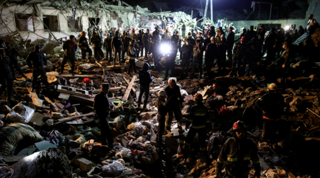 Azerbaycan, Ermenistan'a ait savaş uçağını düşürdü - Resim: 0