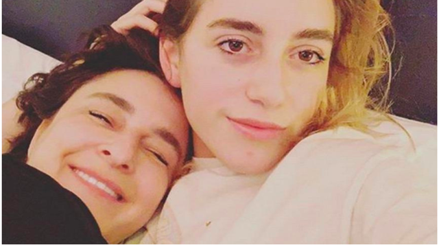 Esra Dermancıoğlu kaç kilo zayıfla tepkisine göbeği açık cevap verdi - Resim: 1