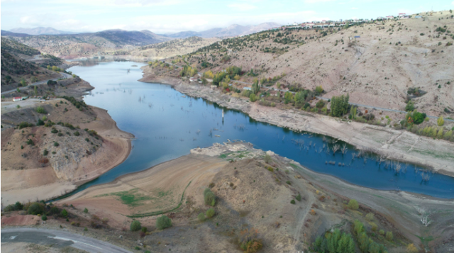 Halk tüm ihtiyacını buradan karşılıyordu! Sadece 15 günlük suyu kaldı - Resim: 1