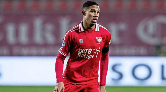 Fenerbahçe'den transfer atağı! İki yıldız birden geliyor: İstanbul'da görüşme yapıldı - Resim: 0