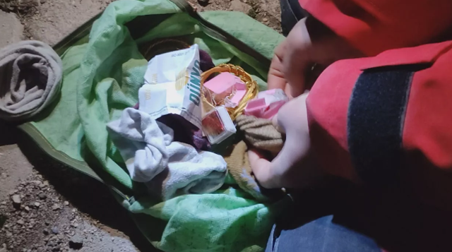 Depremde hayatını kaybeden kızın enkaz altından vasiyeti çıktı - Resim: 0