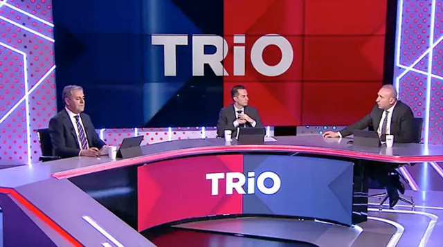 Adana Demirspor'un sahadan çekilmesine neden olan pozisyon penaltı mı? Trio hakem heyeti 'çok net' deyip açıkladı - Resim: 2