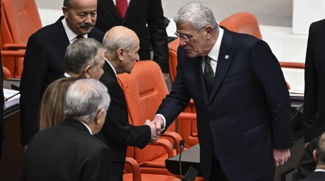 Bütçe maratonunda final günü: Soğuk hava dağıldı, Dervişoğlu ve Bahçeli el sıkıştı - Resim: 0
