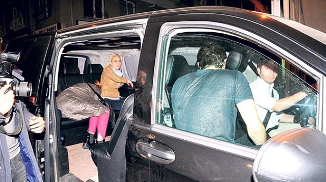 Ahmet Kural'dan şok sözler: 'Kızlarla arabanın içinde mi sevişelim!' - Resim: 2