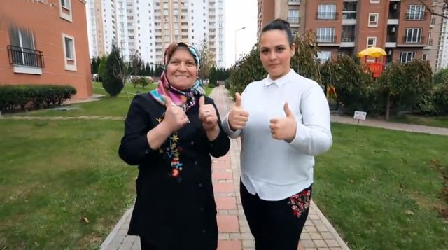 Zuhal Topalla Sofrada Yüksel'e bakın Kübra ve kaynanası Nigar hanım kimdir - Resim: 2