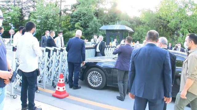 Kemal Kılıçdaroğlu kendine 2 milyon liralık yeni makam aracı aldı israf diyordu - Resim: 1