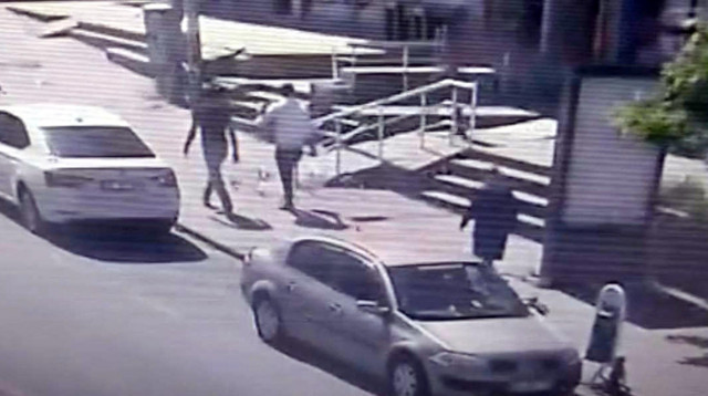 Tekirdağ'da skandal! Yardım ettikleri yaşlı kadını soymaya gittiler - Resim: 1