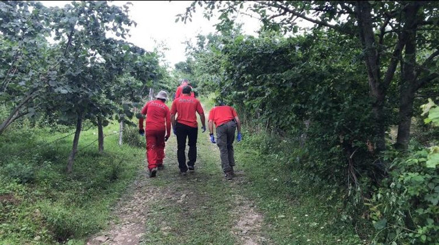 Giresun'da 7 yaşındaki kız çocuğu sır oldu! 60 kişilik ekip arıyor - Resim: 0