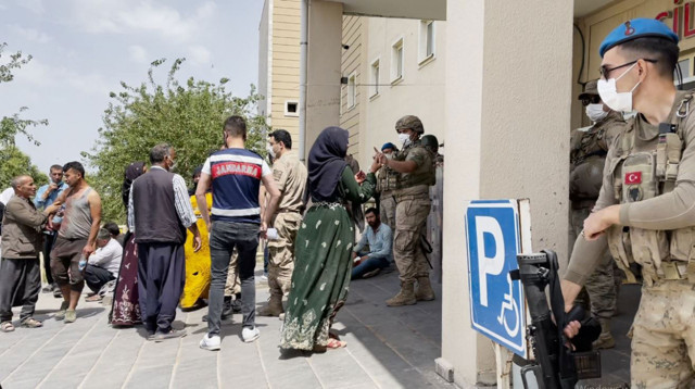 Şanlıurfa'da arazi için iki akraba aile kavga etti! 3 kişi öldü çok sayıda yaralı var - Resim: 0