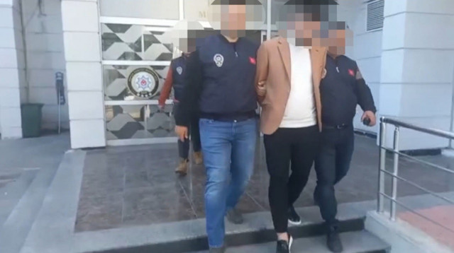 Bu kadarına pes! Deprem yardımlarını çalıp satmışlar - Resim: 1