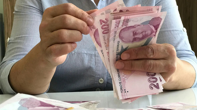 Asgari ücrette flaş gelişme! Seçim öncesi yüzleri güldürecek zam geliyor: Konuşulan rakam ortaya çıktı! - Resim: 1