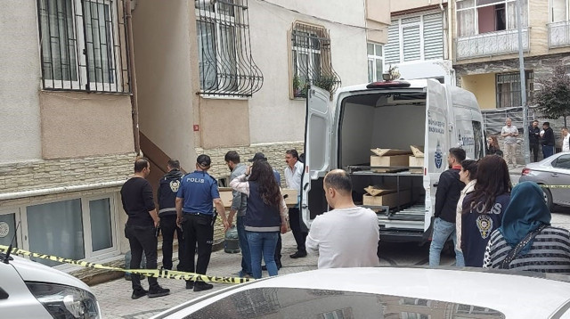 Silivri'de vahşet! 16 yaşındaki genç, annesini ablasını ve komşusunu öldürdü! - Resim: 0