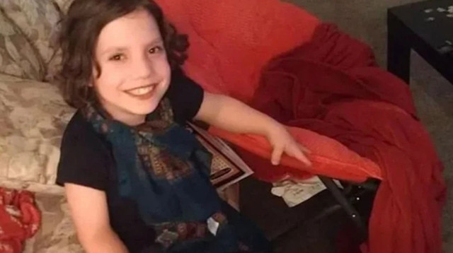 Korku filmi değil gerçek: Evlat edindikleri çocuk, cüce kadın çıktı! Yeni detaylar tüyler ürpertti... - Resim: 0