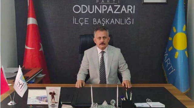 İYİ Parti'de istifa fırtınası devam ediyor! 200 kişi birden istifa etti - Resim: 0