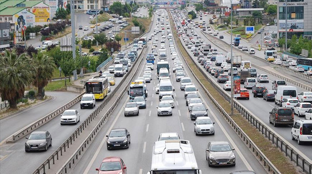 Milyonlarca sürücüyü ilgilendiriyor! Yeni trafik cezaları askıya alındı - Resim: 0