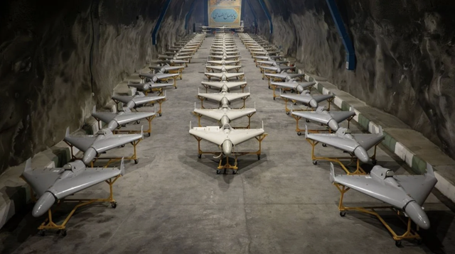 ABD'li komutan duyurdu! İran'ın en büyük silahını çalıp cepheye sürdüler - Resim: 0