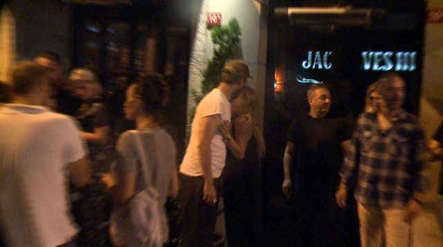 Çukur'un Cumali'si Necip Memili Asmalımescit'te dudak dudağa görüntülendi! - Resim: 4