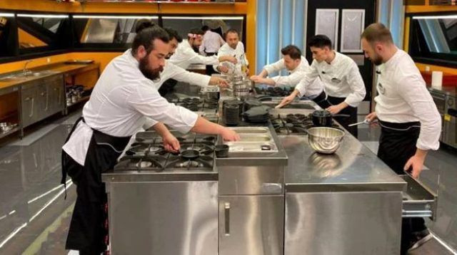 Kanal D'de fragmanı yayınlanmasına rağmen yayından kaldırıldı MasterChef'e rakipti - Resim: 4