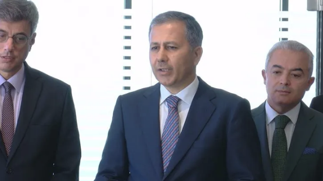 İstanbul Valisi Ali Yerlikaya'dan ölü bulunan eski İngiliz istihbaratçı hakkında açıklama - Resim: 0