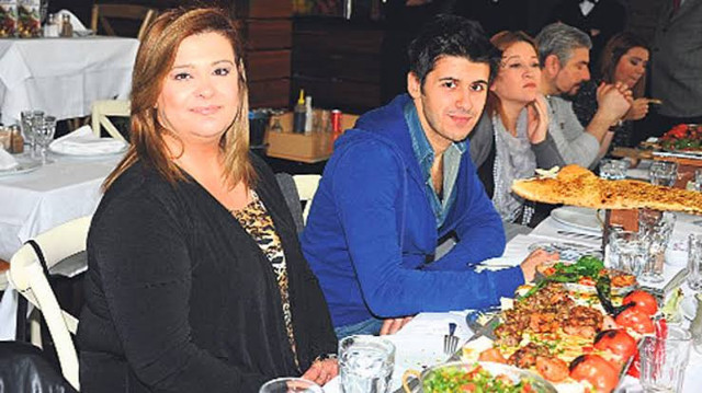 Emrah'ın oğlu Tayfun Erdoğan'ın annesi Ebru Çolak kimdir yaşı kaç? - Resim: 3