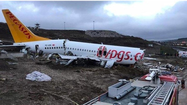 Sabiha Gökçen'de kaza yapan uçak! Pilotun hastanede ifadesi alındı - Resim: 0