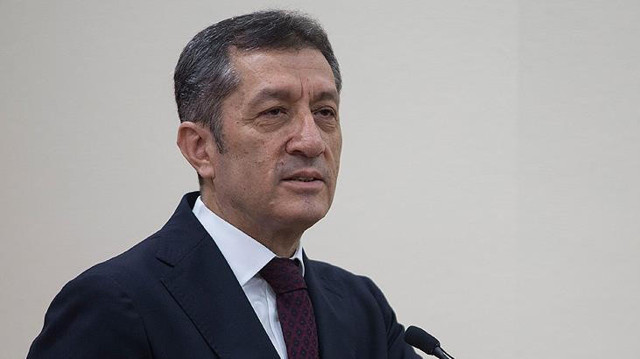 Ziya Selçuk aslen nereli kaç yaşında eşi ve çocukları kimdir? - Resim: 3