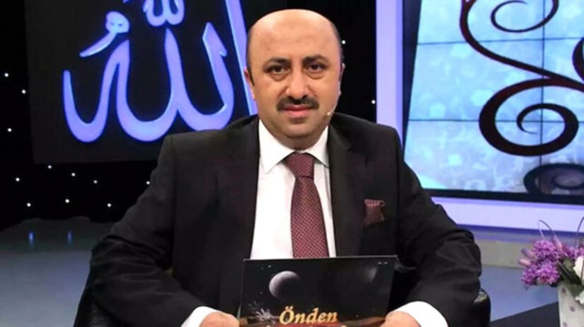 Ömer Döngeloğlu'nun kaç çocuğu vardır ailesi kimdir? - Resim: 0