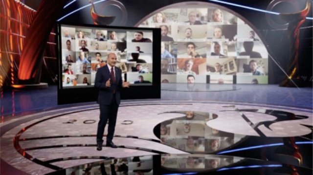 Süleyman Soylu'yu etkileyen film! Hanımla beraber gözyaşları içinde izledik - Resim: 4