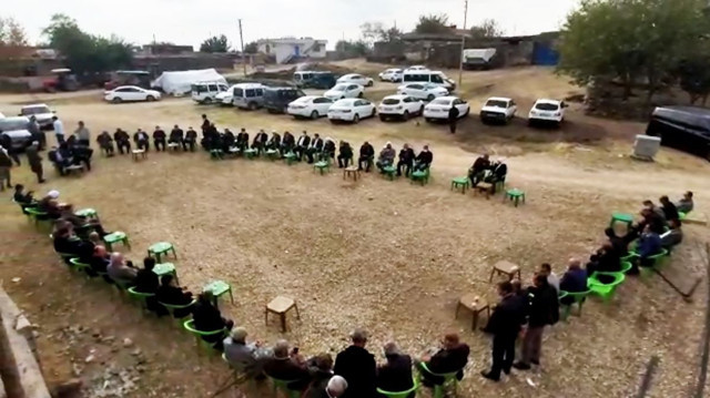 Diyarbakır'da husumetli iki aile törenle barıştı - Resim: 1