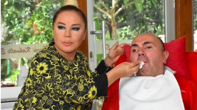 Safiye Soyman çocukları kaç tane kızı Ümran ve oğlu Harun kimdir? - Resim: 1