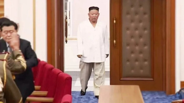 Kim Jong Un'un son hali Kuzey Kore'yi ağlattı - Resim: 0