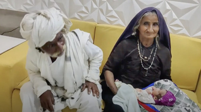 70 yaşındaki kadın tüp bebek yöntemiyle ilk kez anne oldu! - Resim: 0