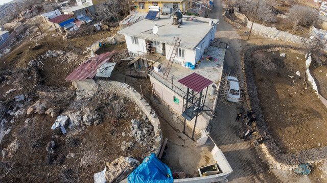 Diyarbakır'da bedensel engelli kişinin asansör ihtiyacını belediye karşıladı - Resim: 0