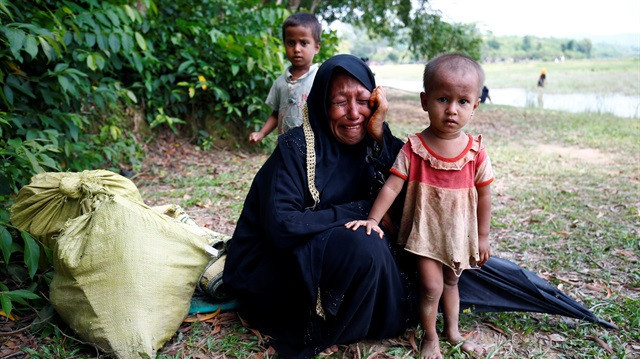 Kan donduran sözler! Çırılçıplak dışarı çıkarıp 10 kişiyle... - Resim: 1